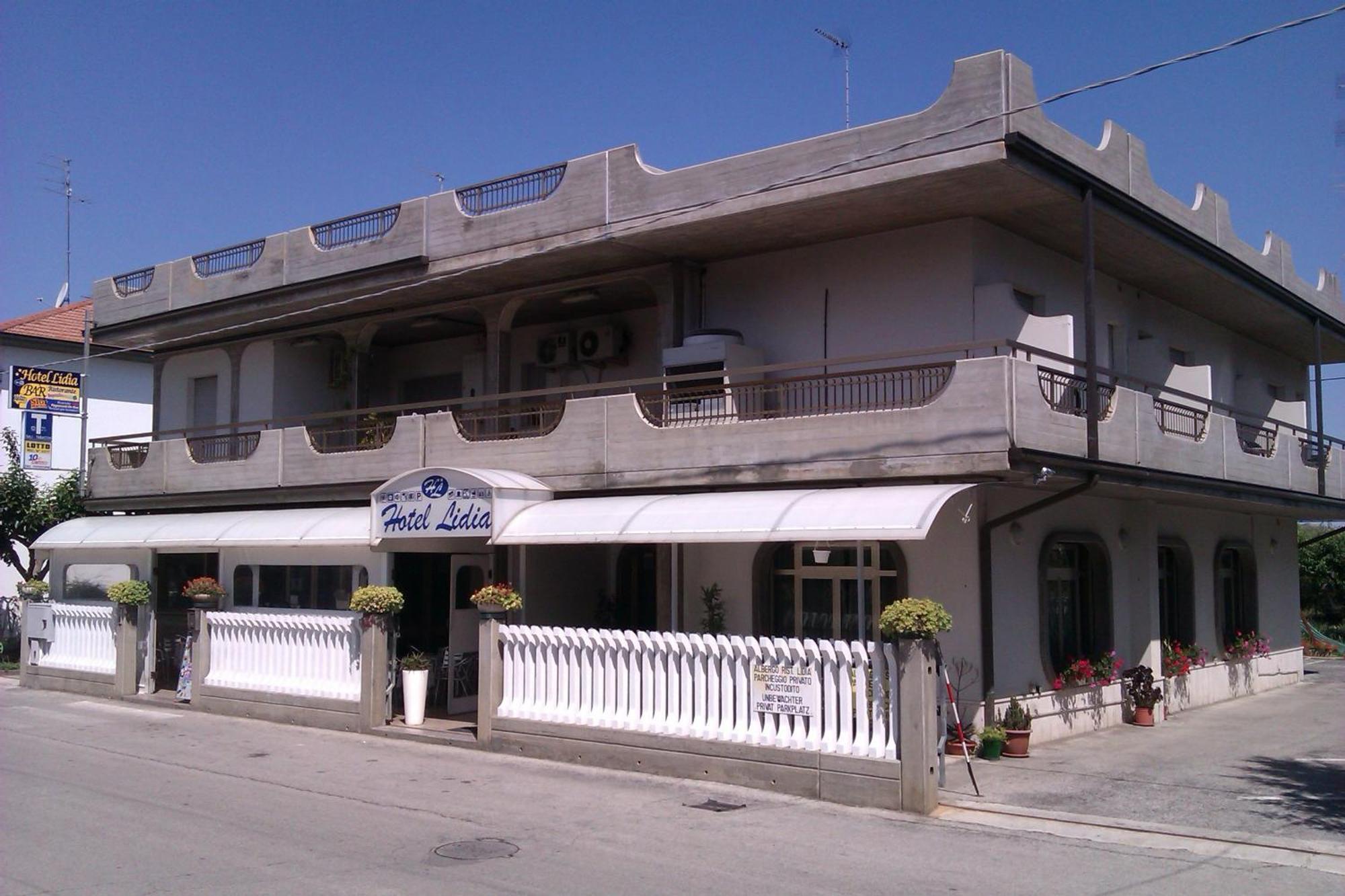 Hotel Lidia Alba Adriatica Ngoại thất bức ảnh