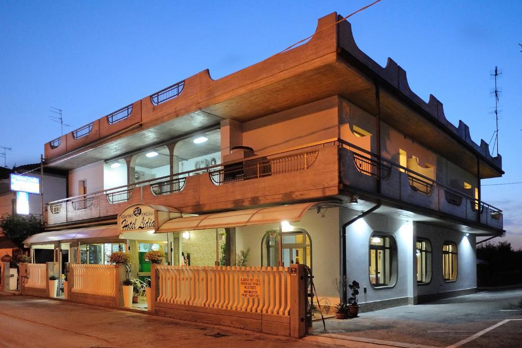 Hotel Lidia Alba Adriatica Ngoại thất bức ảnh