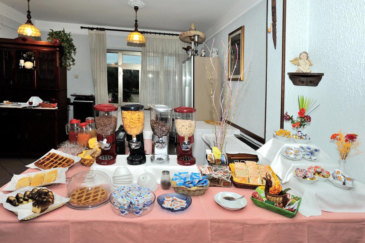 Hotel Lidia Alba Adriatica Ngoại thất bức ảnh